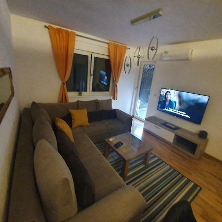 Apartman Lux Ντόμποϊ Εξωτερικό φωτογραφία